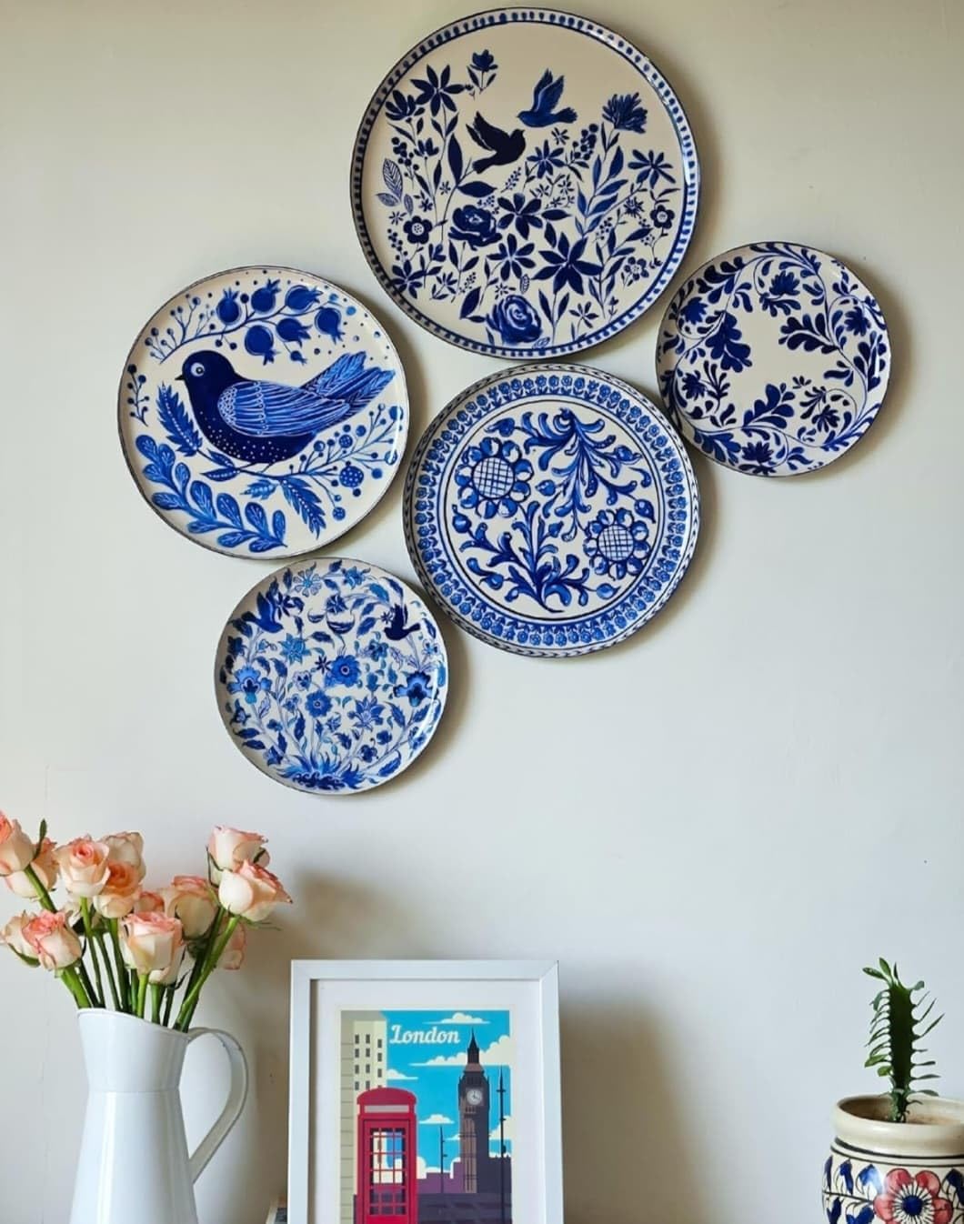 Decorative Wall Plates Set, Blue and White Floral Design, 5 Pieces, 20-30 cm - Image 4