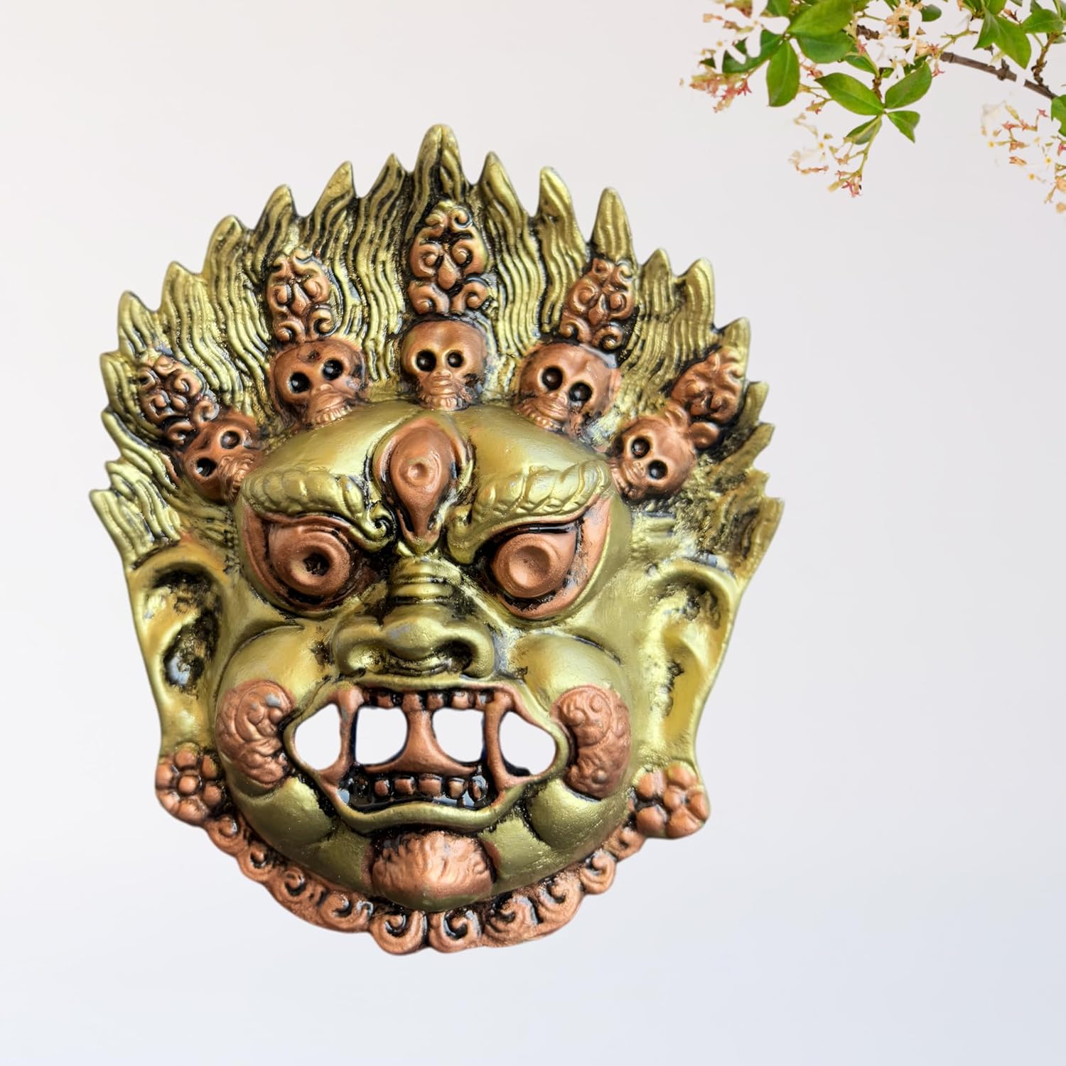 Salvus APP SOLUTIONS Exclusive Metal Gold Nazar Battu Face Mask/Wall Hanging for Evil Eye Protection Suitable for Doors, House, Office, Shops & Wall Decor (Golden_4.5x5.5 Inch) - Image 2
